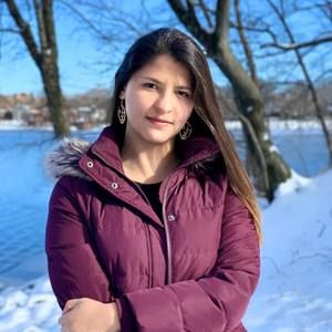 Meet your Posher, Stefania